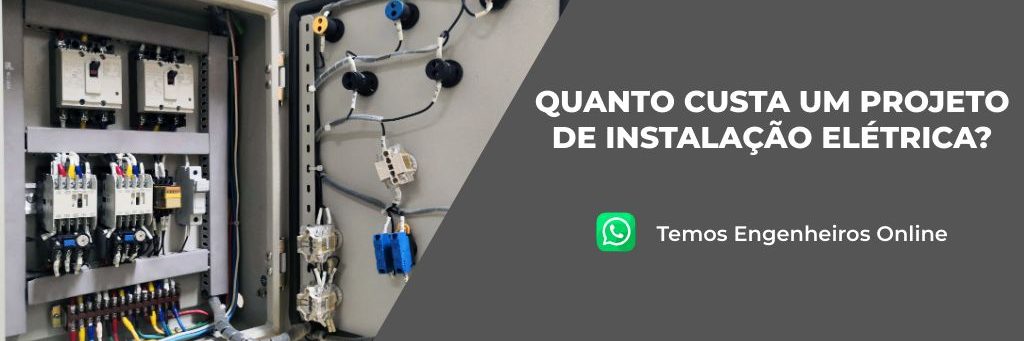 Quadro elétrico com porta aberta.